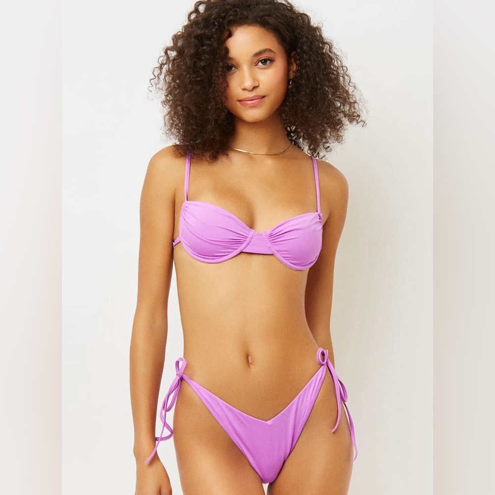 Frankie’s Bikinis Maggie Underwire Bikini Top (M)